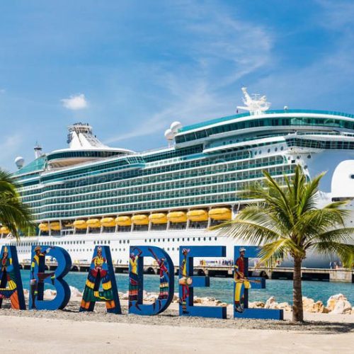 labadee-harbor-cruise-ship-sign-90946319